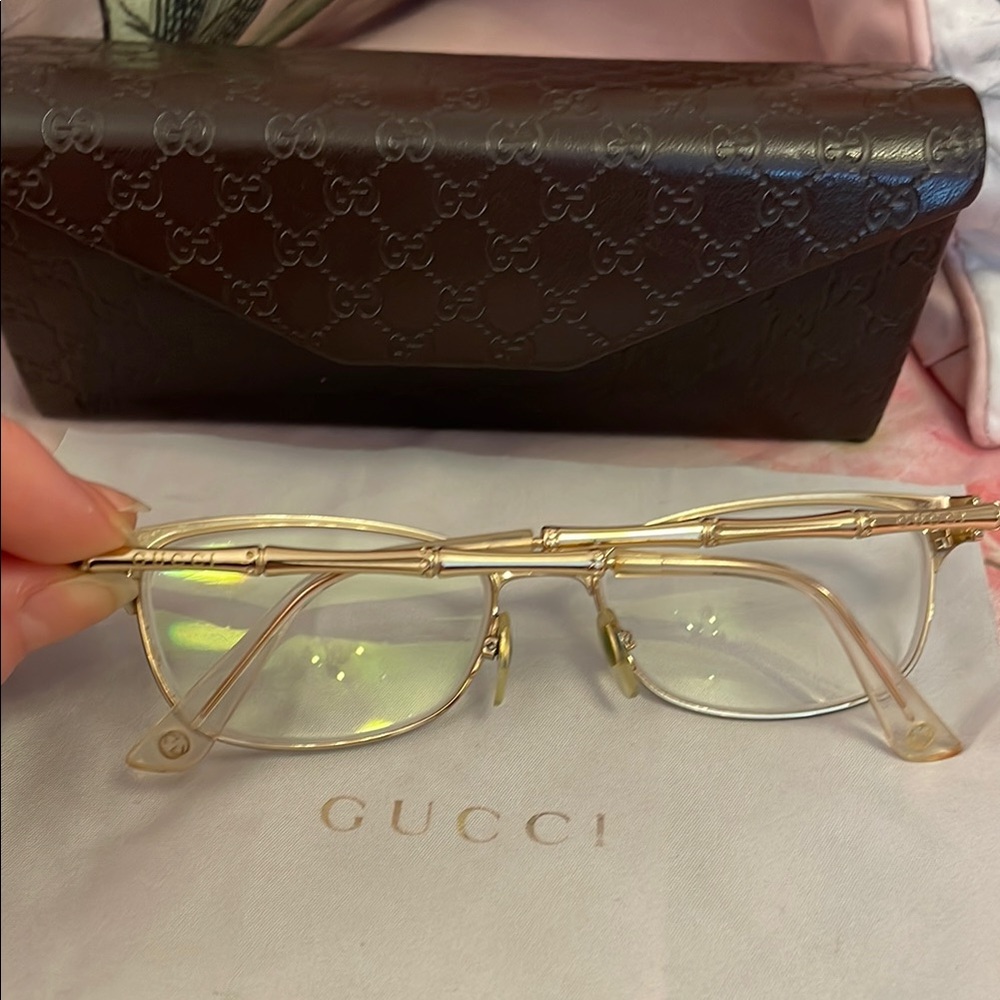 Gucci Black and Gold Designer Glasses - Picture 3 of 10